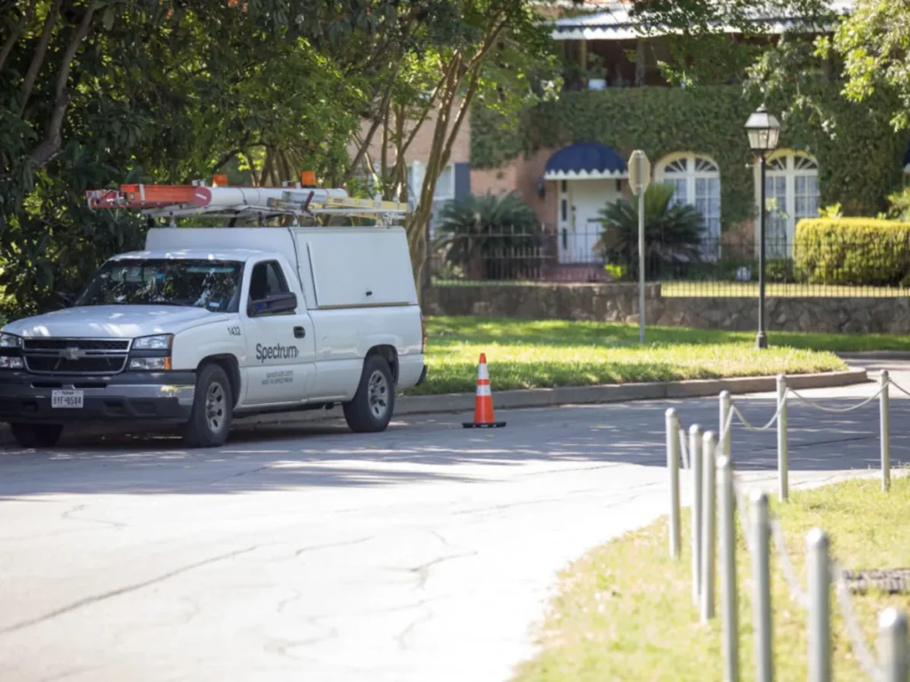 Gangguan Layanan Spectrum Berdampak pada Rumah Sakit dan Panggilan 911 di Bexar County