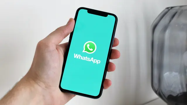 Daftar iPhone yang tidak bisa lagi menggunakan WhatsApp mulai tahun 2025