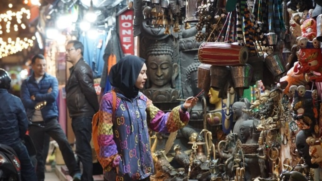 Thamel Street di Kathmandu Nepal Surga Pelancong Dunia